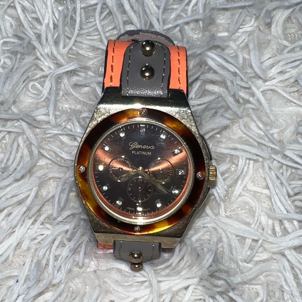🔴6 for $30🔴 Ladies Geneva Watch